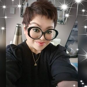 Meet your Posher, Eunice